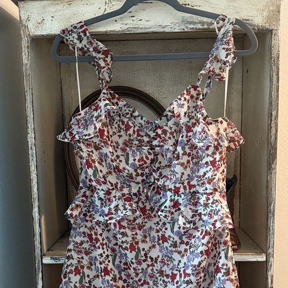 Floral Ruffle Dress - Picture 2 of 8